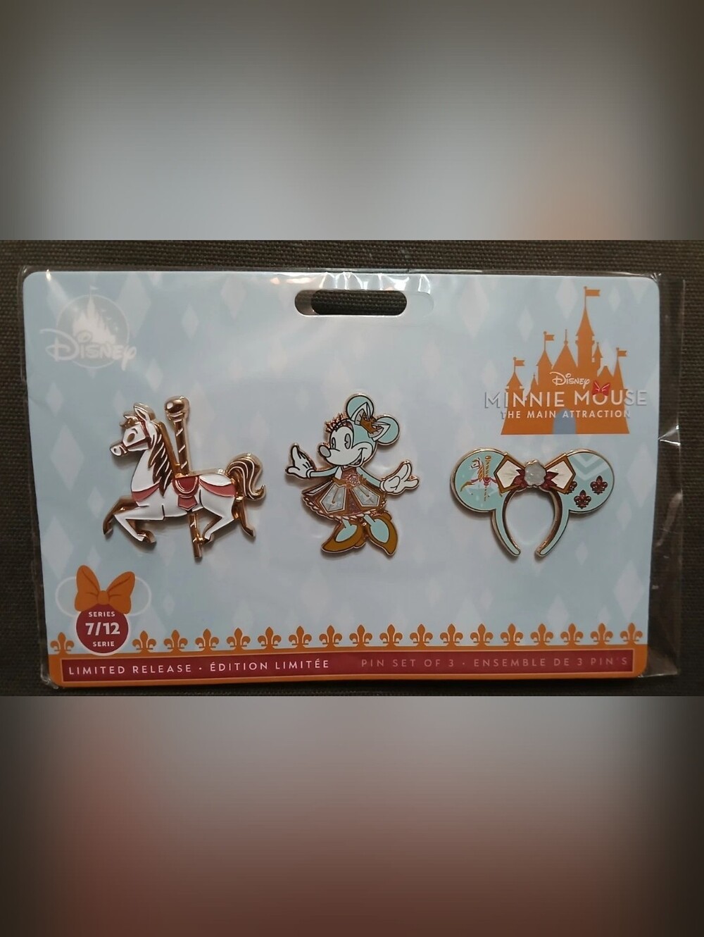 Disney Minnie Mouse Main Attraction King Arthur’s Carrousel Limited Edition Set